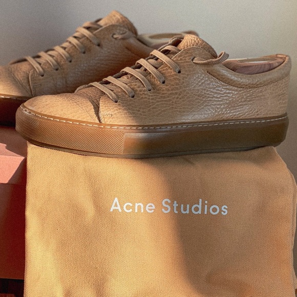 Acne Studios Adrian Grain Sneakers in Cream - Picture 3 of 3